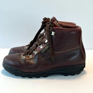 Vasque Skywalk Women’s Vintage Italian Leather Gore Tex Hiking Boots 8 Italy